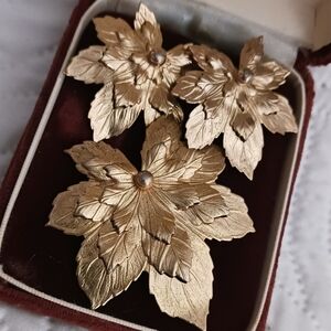 Sarah Coventry 50s Golden Maple